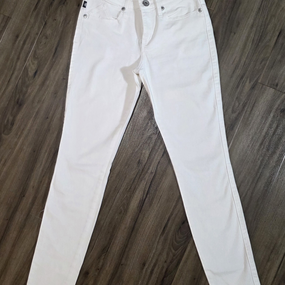 Rock & Republic Women's Crisp White Skinny Jeans